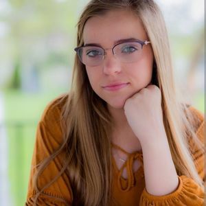 Meet your Posher, Leila